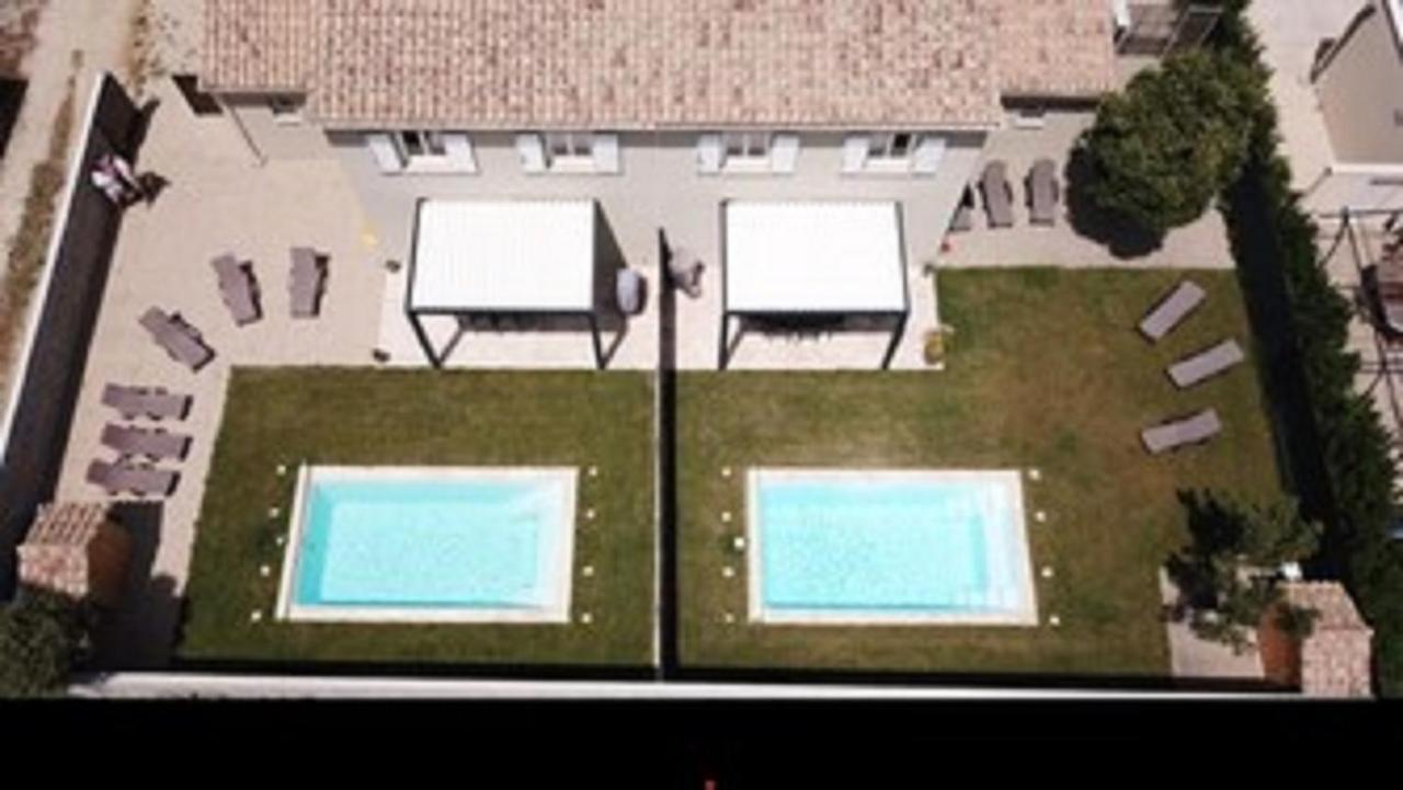 Gite La Joliette Et Le Chesnaie Grillon エクステリア 写真