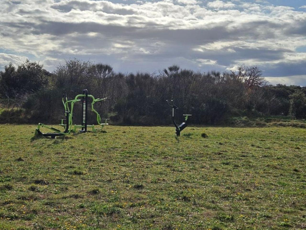 Gite La Joliette Et Le Chesnaie Grillon エクステリア 写真